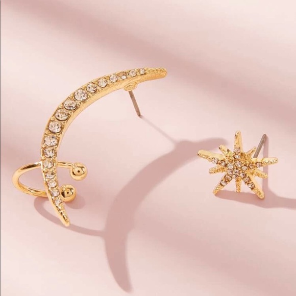 • Sadie • Moon + Star Mismatched Studs - Picture 2 of 3